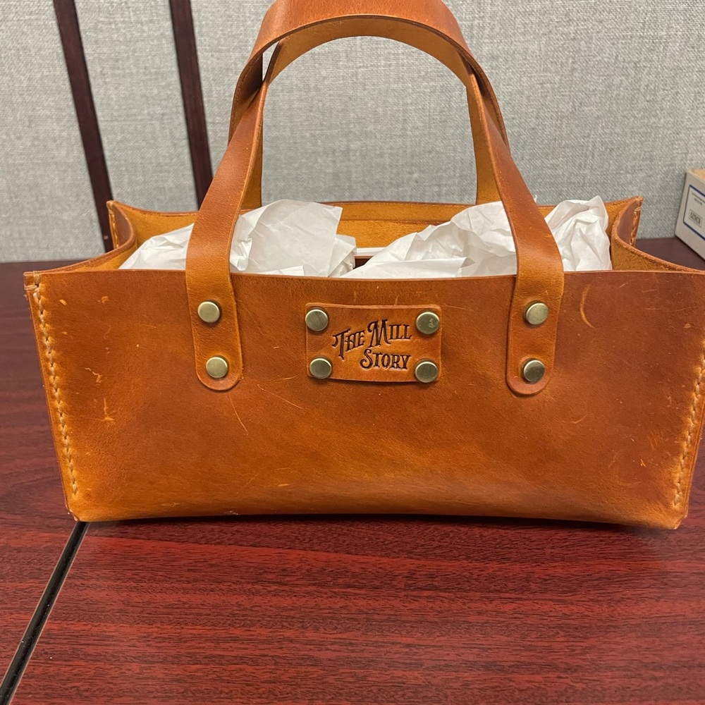 A TheMillStory bag size 28 x 12 x12 Leather Vintage Tool Bag